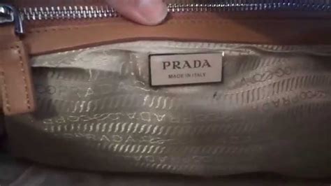 how to identify Prada bag